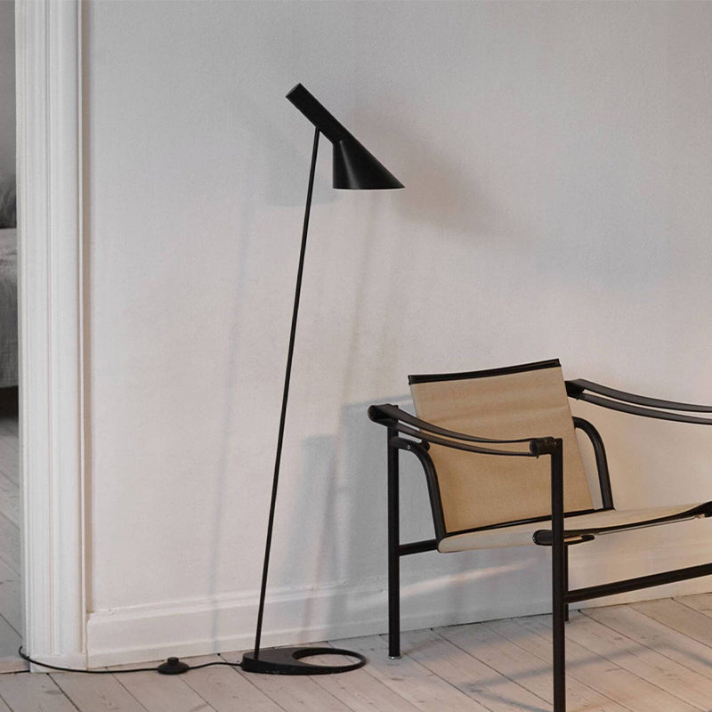 Minimalist Slim LED Floor Lamp